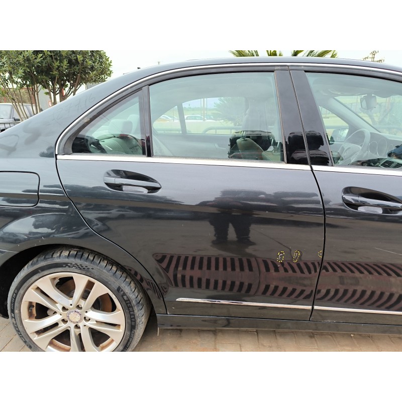 Recambio de puerta trasera derecha para mercedes-benz clase c (w204) c 200 cdi (204.007, 204.006) referencia OEM IAM A2047302200