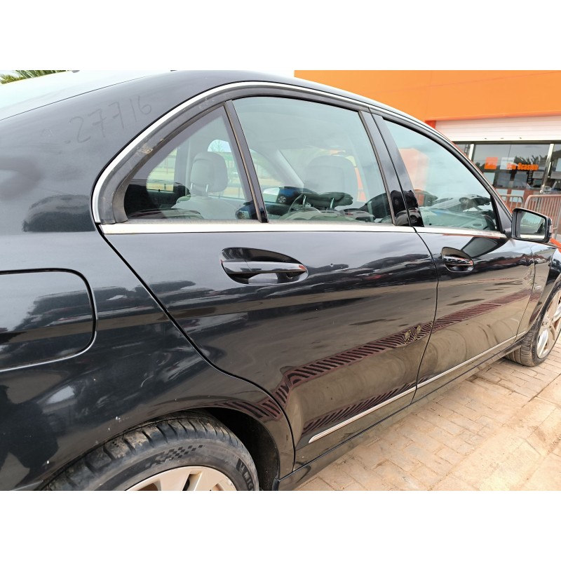 PUERTA TRASERA DERECHA