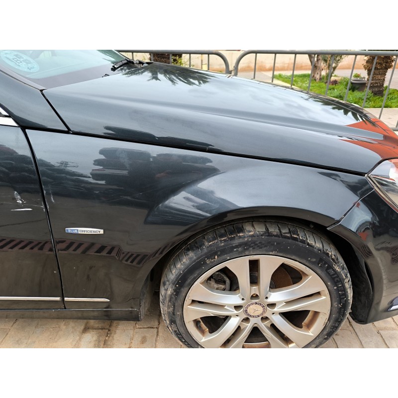 Recambio de aleta delantera derecha para mercedes-benz clase c (w204) c 200 cdi (204.007, 204.006) referencia OEM IAM A204880141