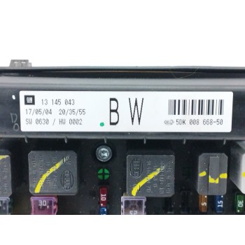 Recambio de caja reles / fusibles para opel astra h berlina 1.6 16v referencia OEM IAM 13145043 5DK00866850 