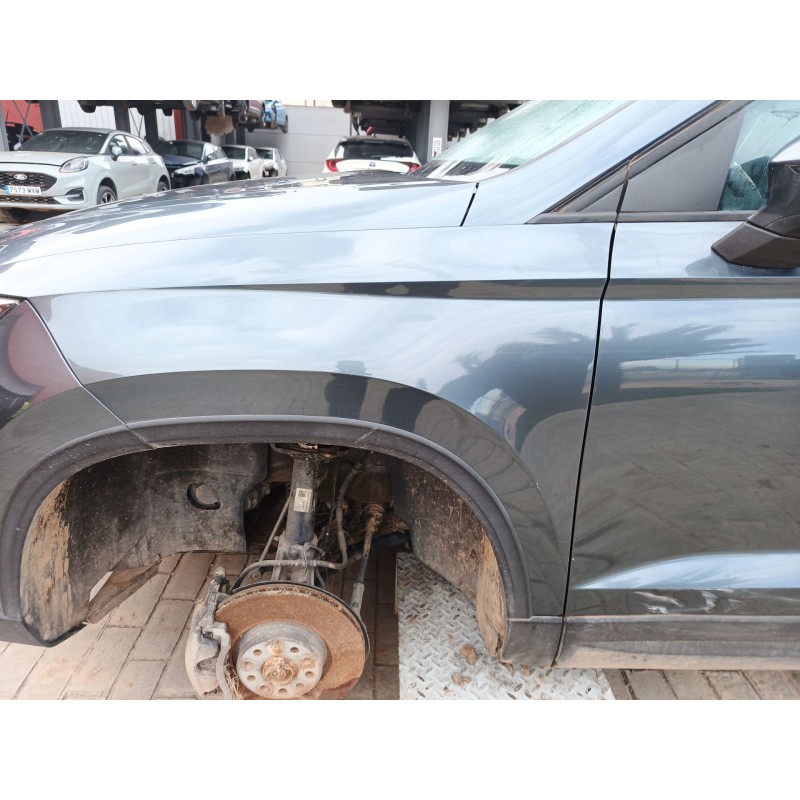 Recambio de aleta delantera izquierda para seat ateca (kh7, khp) 1.4 tsi referencia OEM IAM 575821105A  