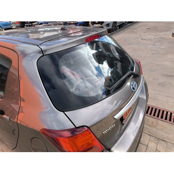 Recambio de porton trasero para toyota yaris (_p13_) 1.5 hybrid (nhp130_) referencia OEM IAM 670050D111  