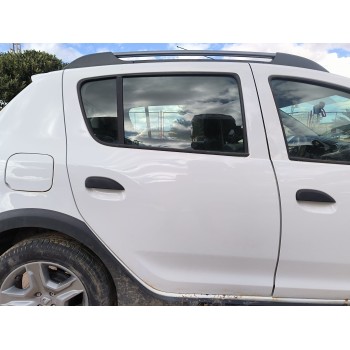 PUERTA TRASERA DERECHA 821002434R 