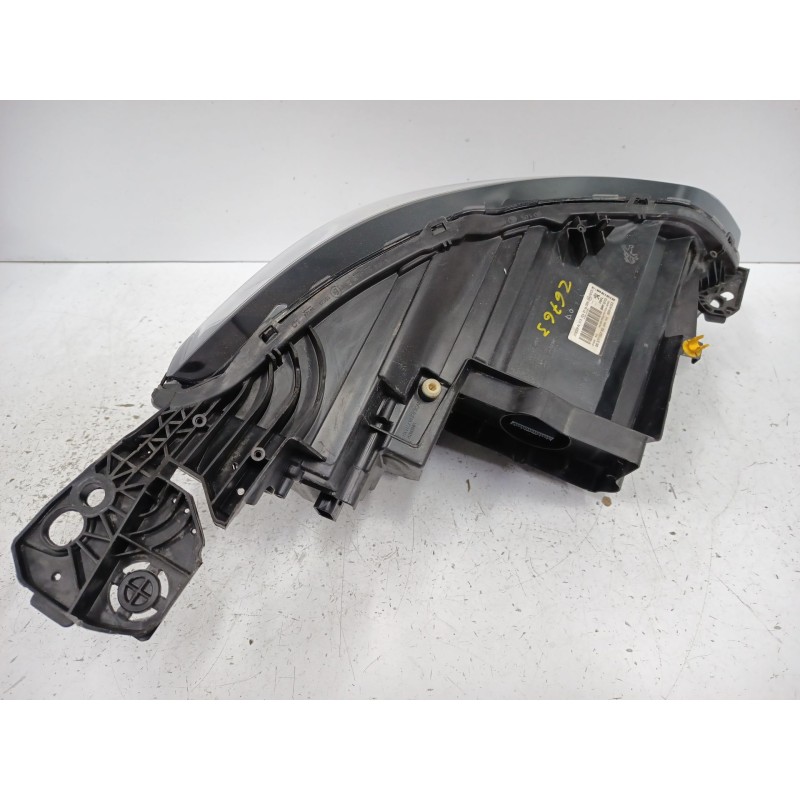 FARO IZQUIERDO 1674017580