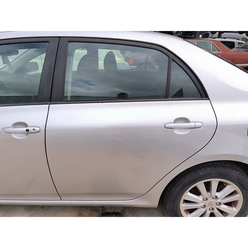 Recambio de puerta trasera izquierda para toyota corolla sedán (_e15_) 1.6 dual vvti (zre141, zre151) referencia OEM IAM 6700412
