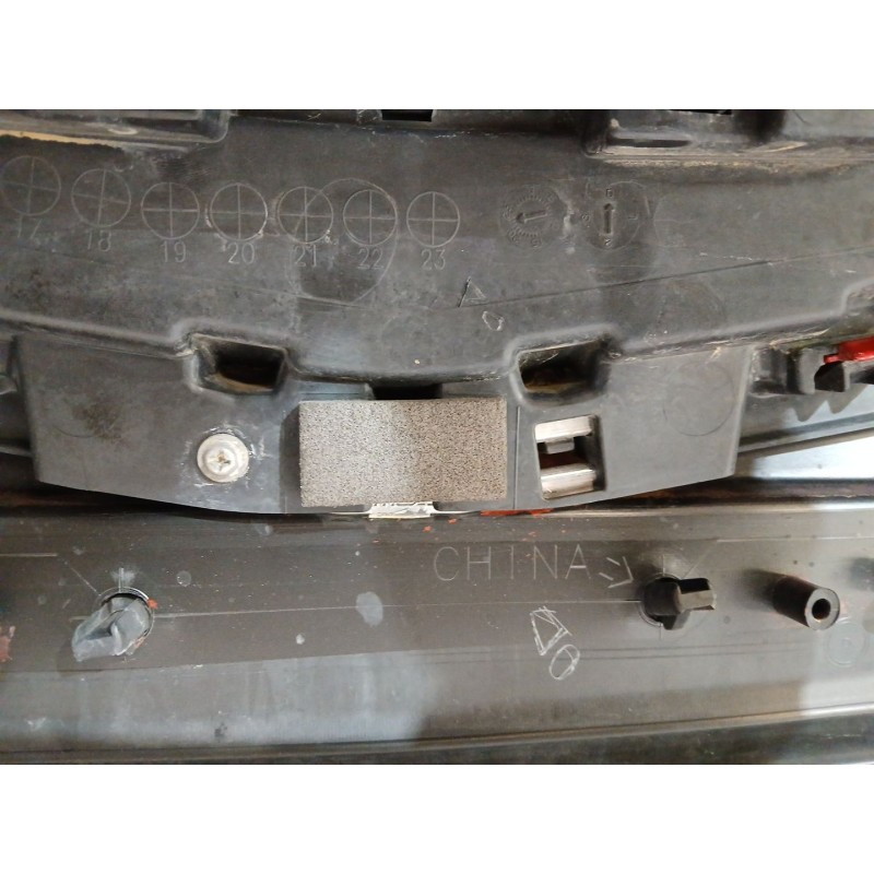 PARAGOLPES DELANTERO