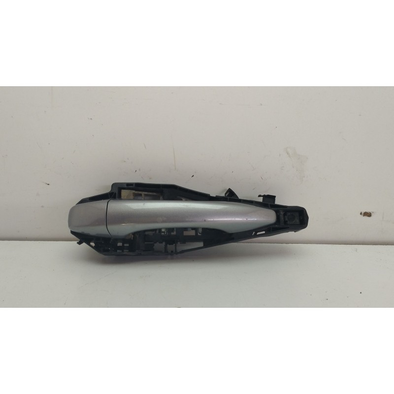 Recambio de maneta exterior delantera derecha para peugeot 301 1.6 vti 115 cambio manual 5 velocidades referencia OEM IAM   