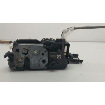 Recambio de cerradura puerta delantera derecha para peugeot 301 1.6 vti 115 cambio manual 5 velocidades referencia OEM IAM 16943