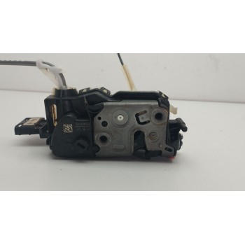 Recambio de cerradura puerta trasera izquierda para peugeot 301 1.6 vti 115 cambio manual 5 velocidades referencia OEM IAM 16943