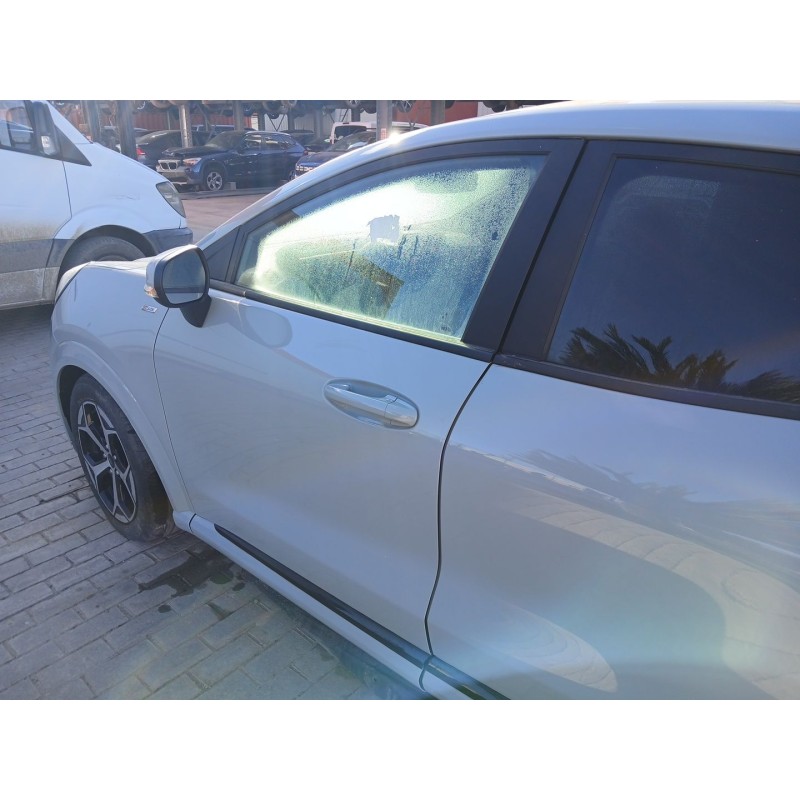 PUERTA DELANTERA IZQUIERDA