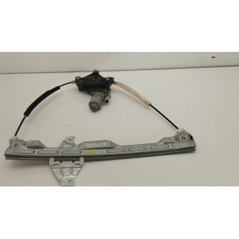 Recambio de elevalunas delantero derecho para peugeot 301 1.6 vti 115 cambio manual 5 velocidades referencia OEM IAM 9677416880 