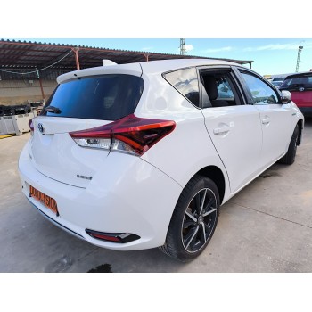 toyota auris (_e18_) del año 2018