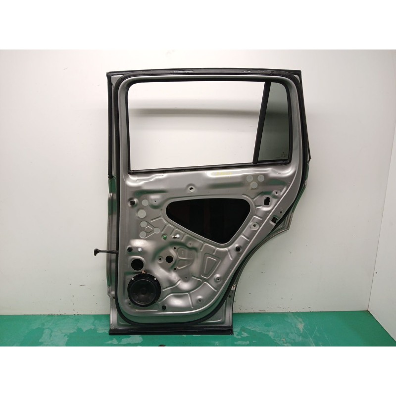 PUERTA TRASERA DERECHA