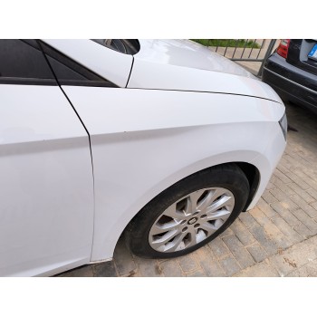 Recambio de aleta delantera derecha para seat leon (5f1) 1.4 tsi referencia OEM IAM 5F0821022J  