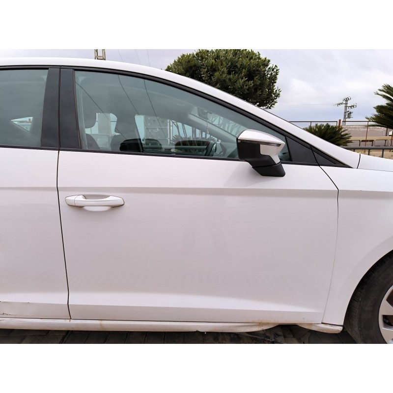 Recambio de puerta delantera derecha para seat leon (5f1) 1.4 tsi referencia OEM IAM 5F4831056A  