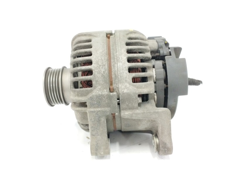 Recambio de alternador para opel astra h berlina 1.6 16v referencia OEM IAM 24447429 120A 0124425005