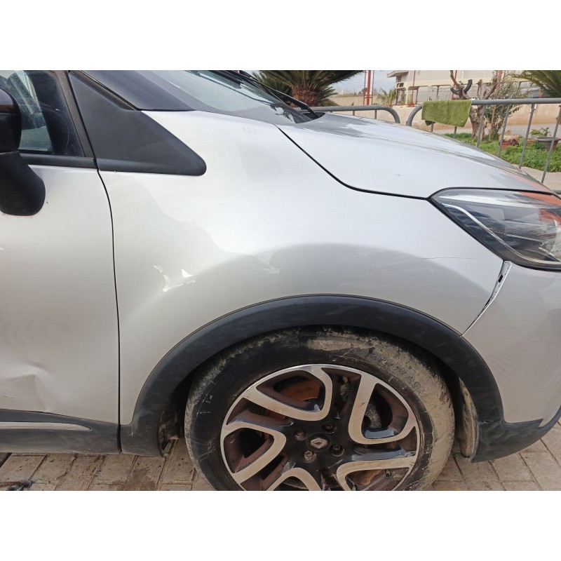 Recambio de aleta delantera derecha para renault captur i (j5_, h5_) 1.5 dci 110 referencia OEM IAM 631005737R  