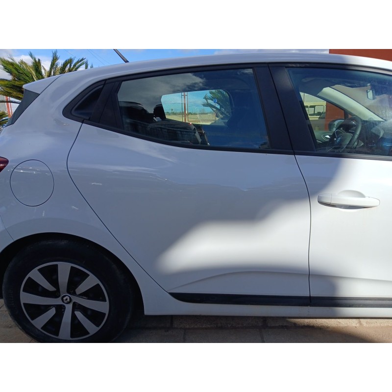 Recambio de puerta trasera derecha para renault clio v (b7_) 1.5 blue dci 100 (b7ad) referencia OEM IAM   