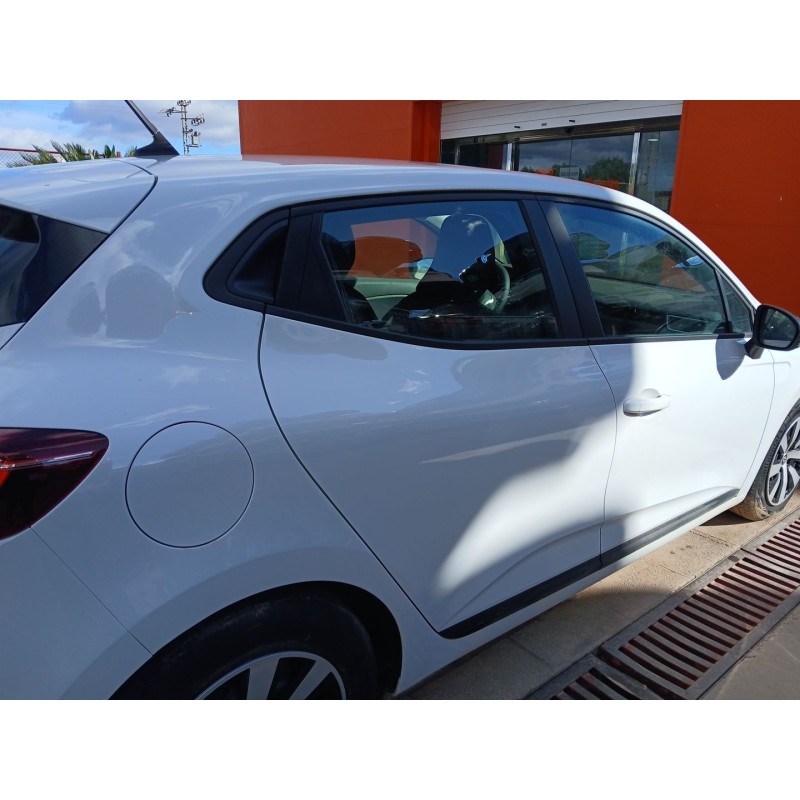 PUERTA TRASERA DERECHA