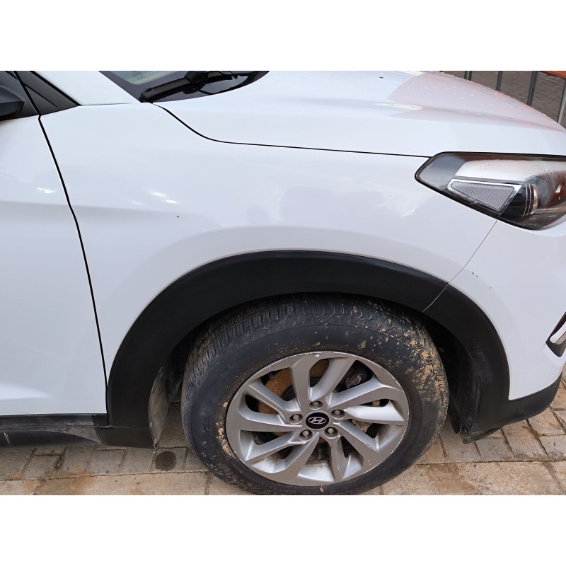 Recambio de aleta delantera derecha para hyundai tucson (tl, tle) 1.7 crdi referencia OEM IAM 66321D3000  