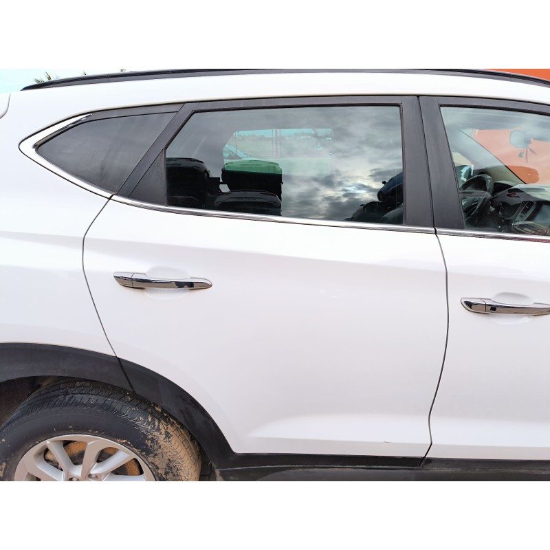 Recambio de puerta trasera derecha para hyundai tucson (tl, tle) 1.7 crdi referencia OEM IAM 77004D7000  