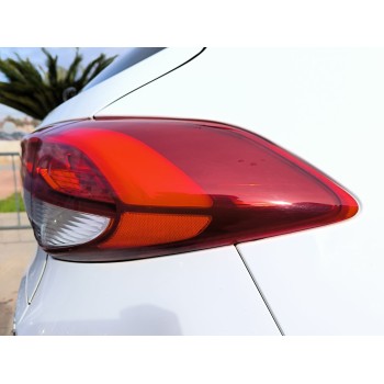 Recambio de piloto trasero derecho para hyundai tucson (tl, tle) 1.7 crdi referencia OEM IAM 92402D7100  