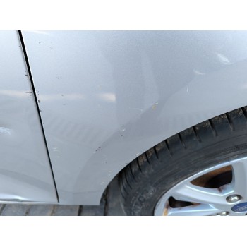 Recambio de aleta delantera derecha para ford fiesta vii (hj, hf) 1.1 ti-vct referencia OEM IAM 2400942  