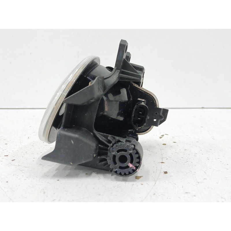 FARO ANTINIEBLA IZQUIERDO