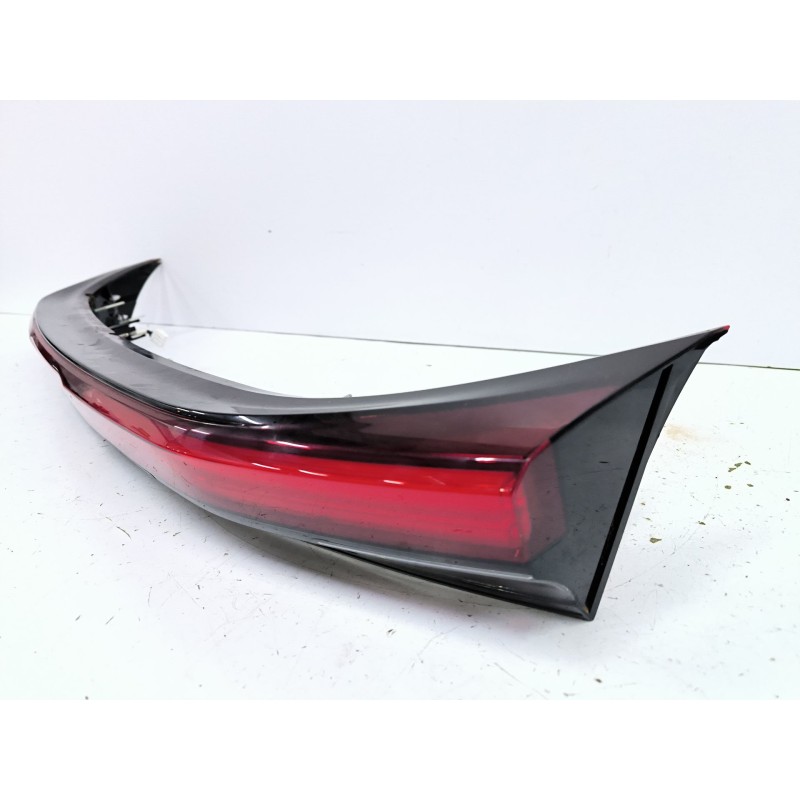 PILOTO TRASERO CENTRAL MK20947999