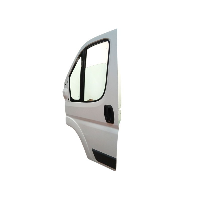 PUERTA DELANTERA IZQUIERDA