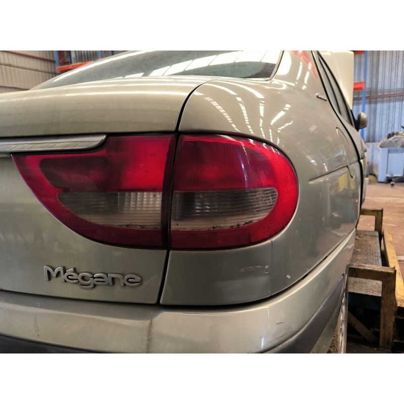 renault megane i classic (la0/1_) del año 2000