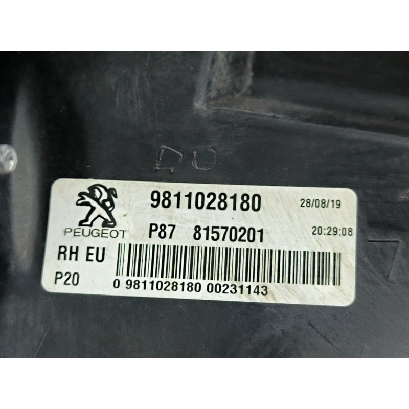 PILOTO TRASERO DERECHO