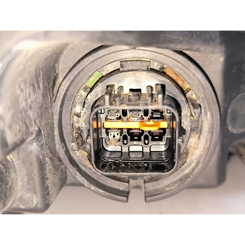 PILOTO DELANTERO IZQUIERDO