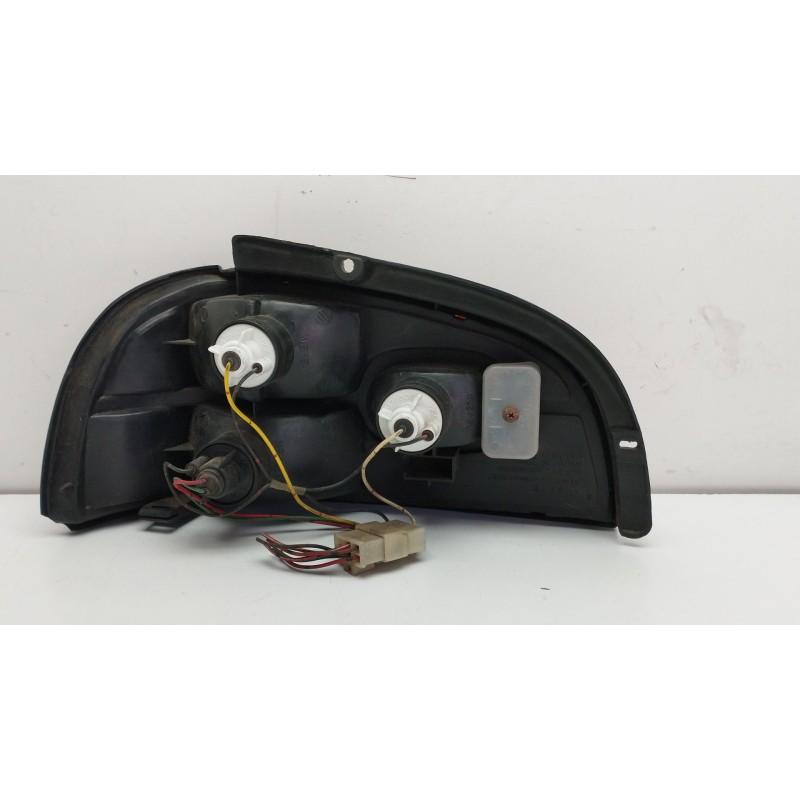 PILOTO TRASERO DERECHO