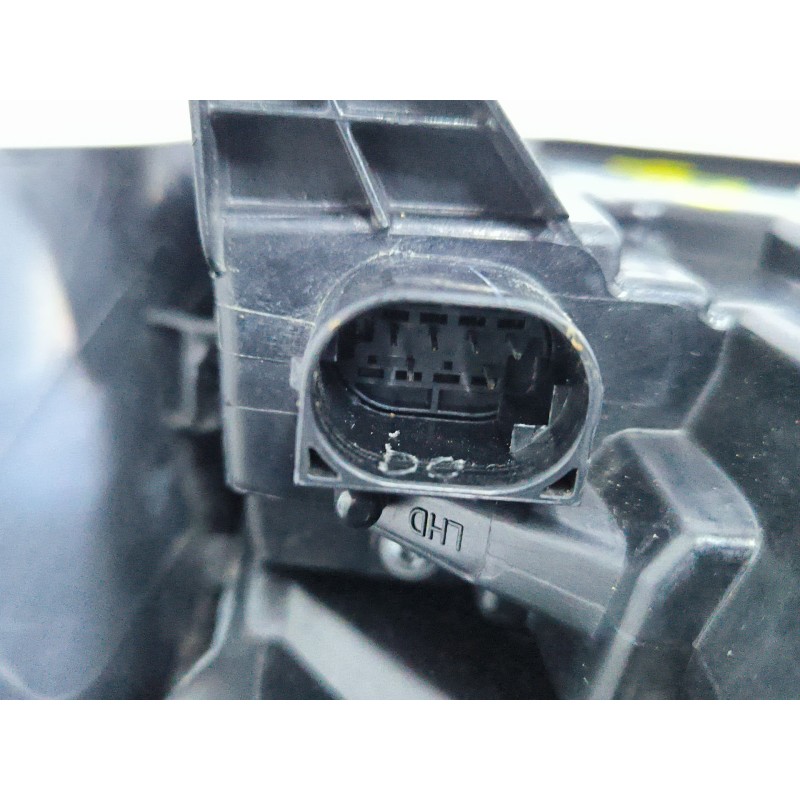 PILOTO TRASERO DERECHO