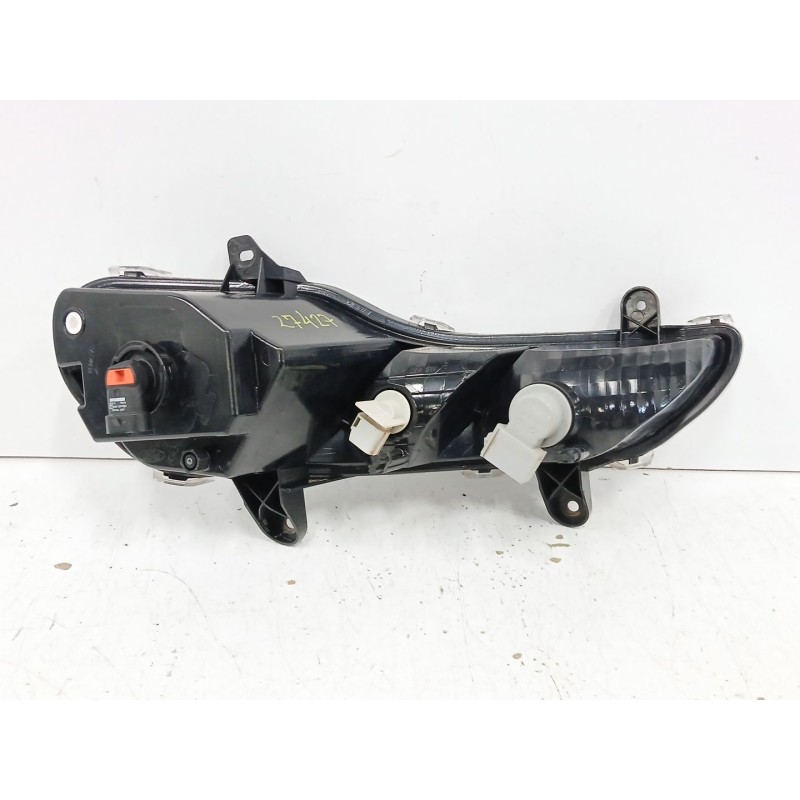 FARO ANTINIEBLA IZQUIERDO