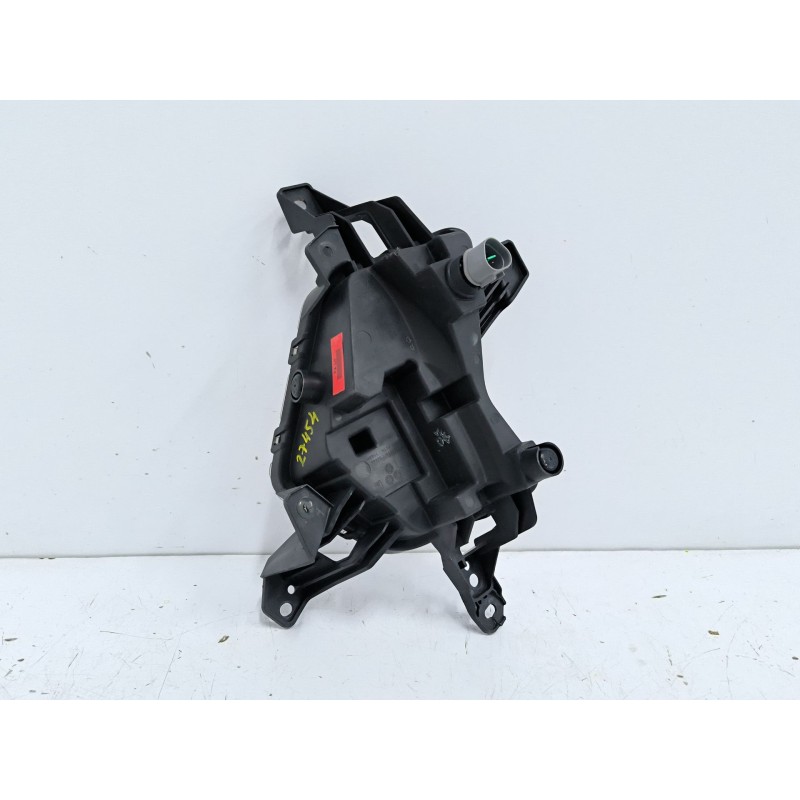 PILOTO DELANTERO IZQUIERDO 92207G5510