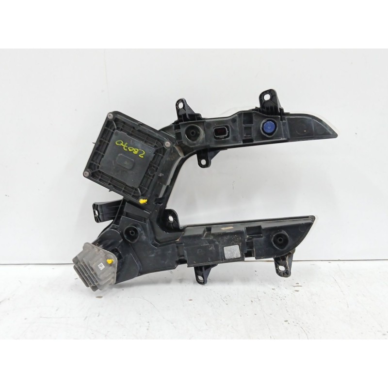 PILOTO DELANTERO IZQUIERDO 