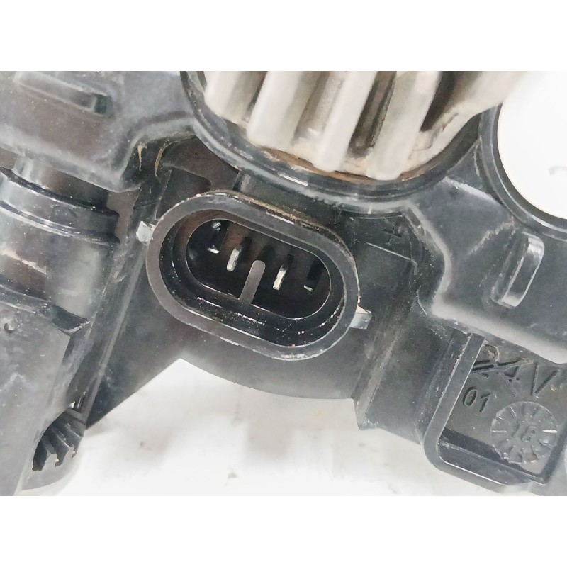 FARO ANTINIEBLA DERECHO