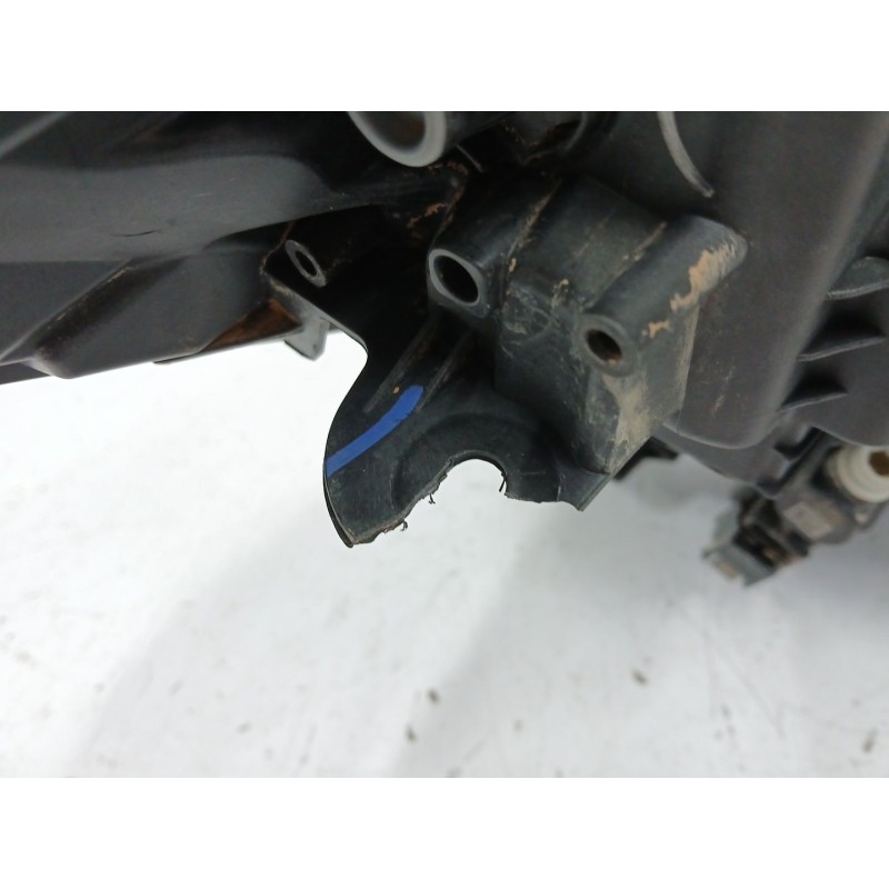 FARO IZQUIERDO 260606152R