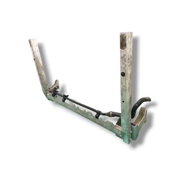 Recambio de travesaño inferior para mercedes-benz cla (c118) cla 250 e (118.386) referencia OEM IAM A1776204500  