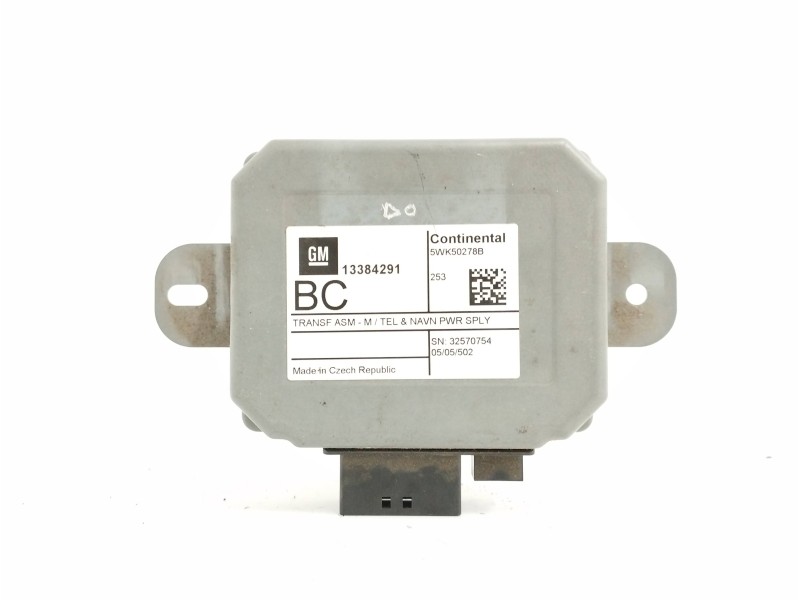 Recambio de modulo electronico para opel insignia berlina 2.0 cdti cat referencia OEM IAM 13384291 CENTRALITA NAVEGACION 5WK5027
