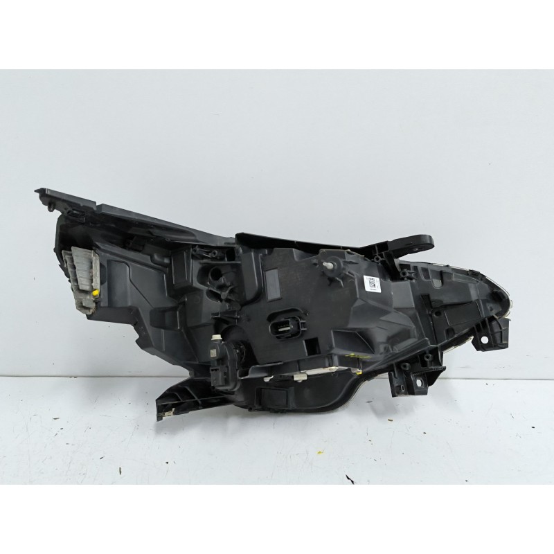 FARO IZQUIERDO 260605690R