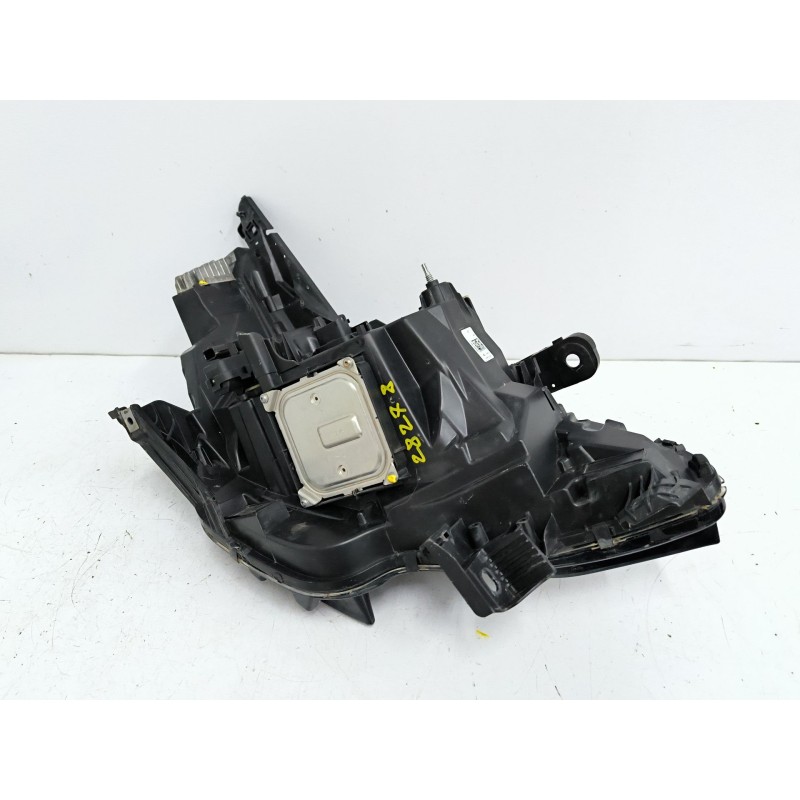 FARO IZQUIERDO 260605690R