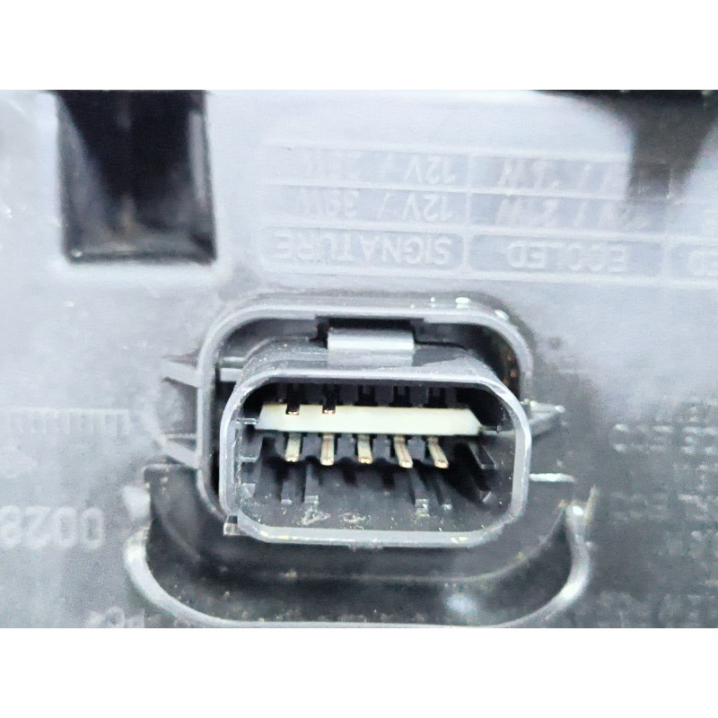 FARO IZQUIERDO 260605690R