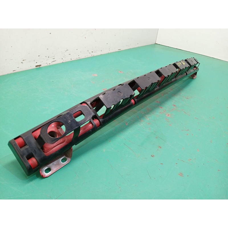 REFUERZO PARAGOLPES DELANTERO