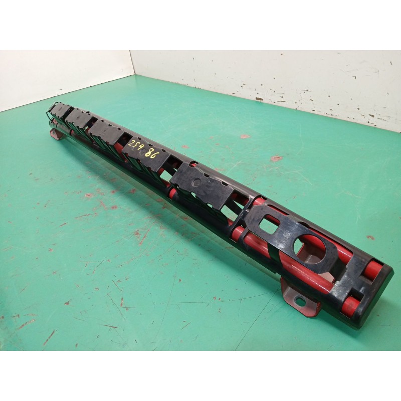 REFUERZO PARAGOLPES DELANTERO