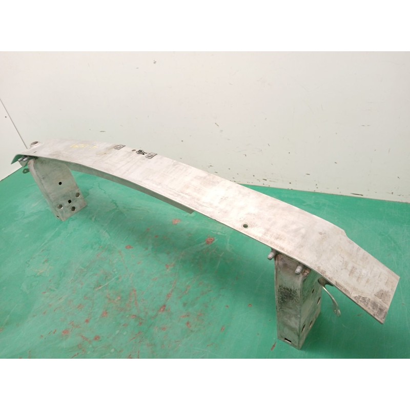 REFUERZO PARAGOLPES DELANTERO