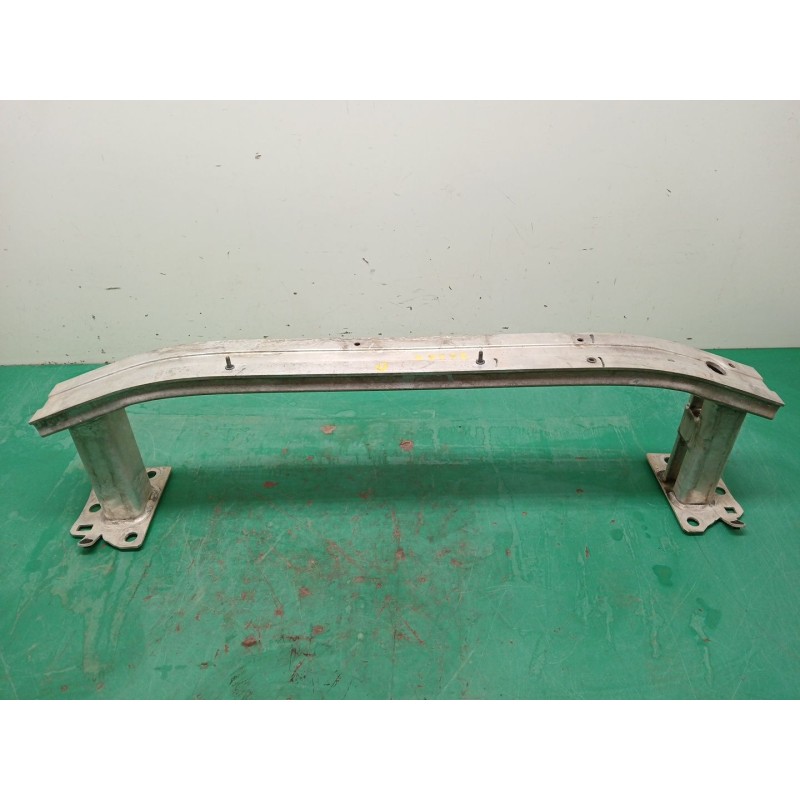 REFUERZO PARAGOLPES DELANTERO