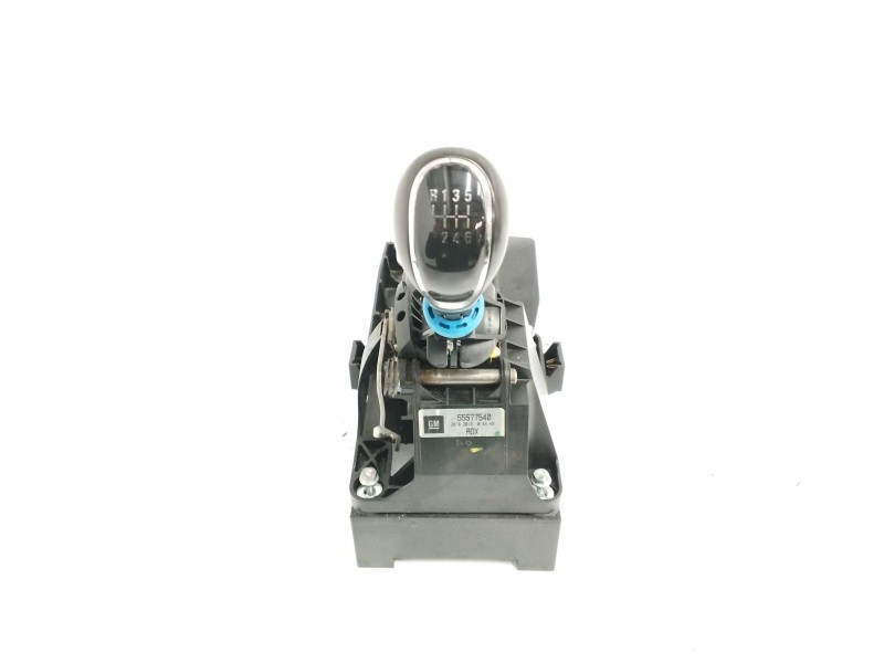 Recambio de palanca cambio para opel insignia berlina 2.0 cdti cat referencia OEM IAM 55577540  